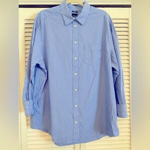 Gap The BIG Shirt women’s TALL medium oversized blue striped